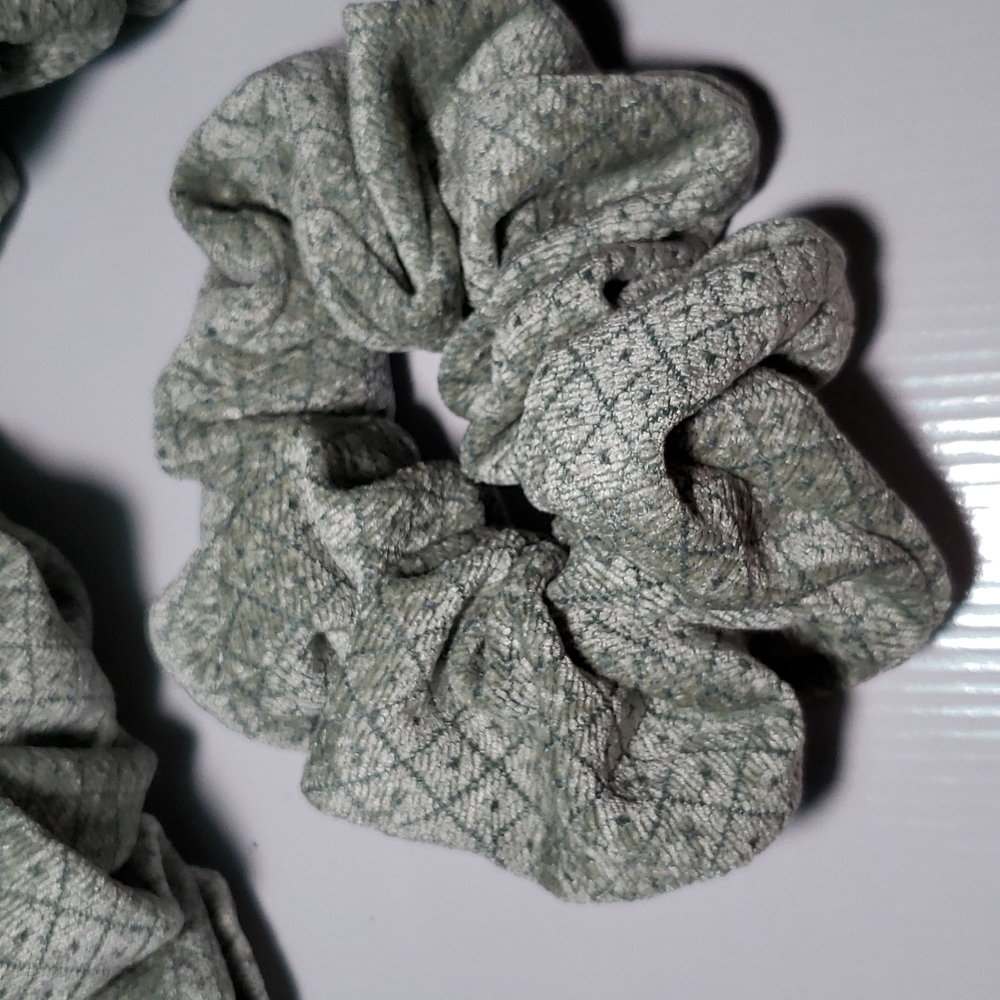1/2 inch elastic at 8 length plush green hues
